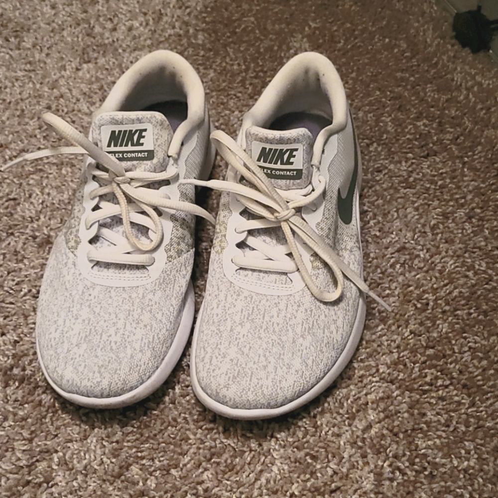 Nike Flex Contact sneakers